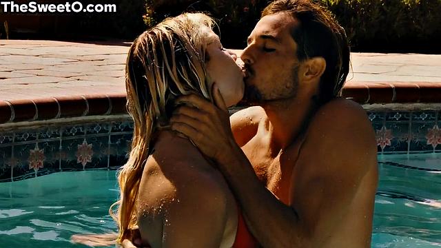 Blonde babe cockriding outdoors