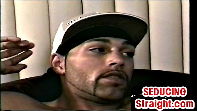 Amateur stud barebacked by gaydaddy till cumshot