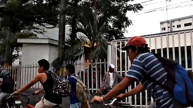 Эшли трахается в офисе перед работой