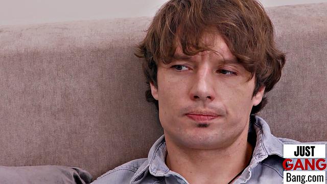 Faketitted amateur babe in gangbang