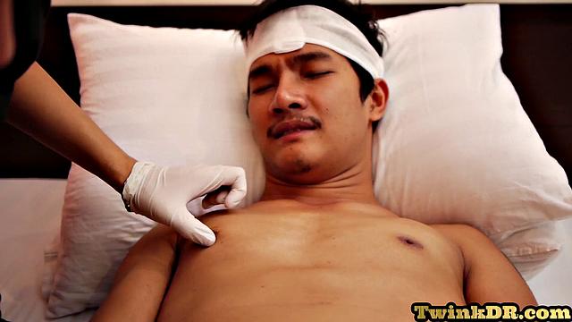 Asian doctor butt-fucking skinny patient