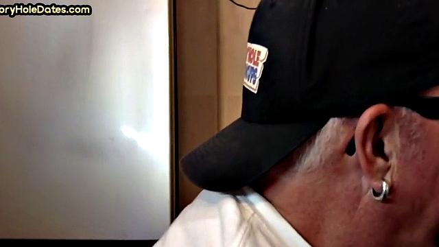 Mature gay sucker gets gloryhole fucked in closeup