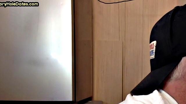 Mature gay sucker gets gloryhole fucked in closeup