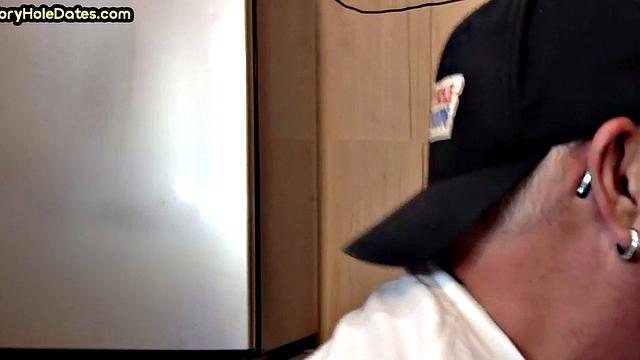 Mature gay sucker gets gloryhole fucked in closeup