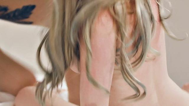 Transsexual lady fucks female in wet pussy hole