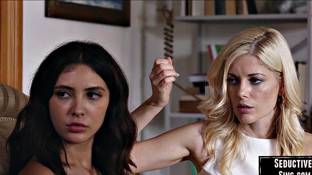 Horny babe pussyeaten by her GF