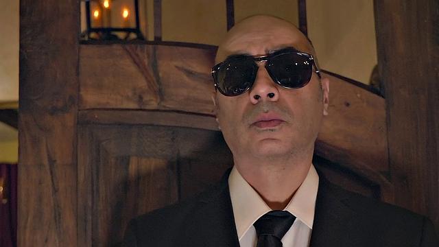 Shibari invites you to her kinky trimmed pussy orgy