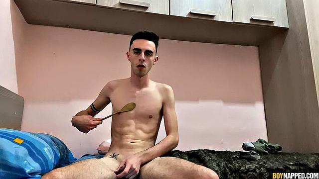 Submissive Guy Obeys His Master - Jesse Evans