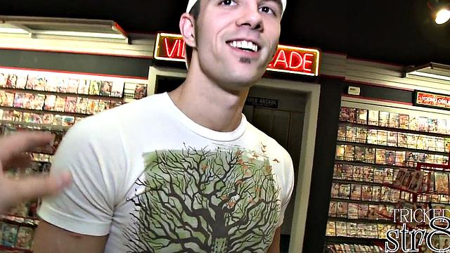 Real straight dude gloryhole sucked by gay until cumshot