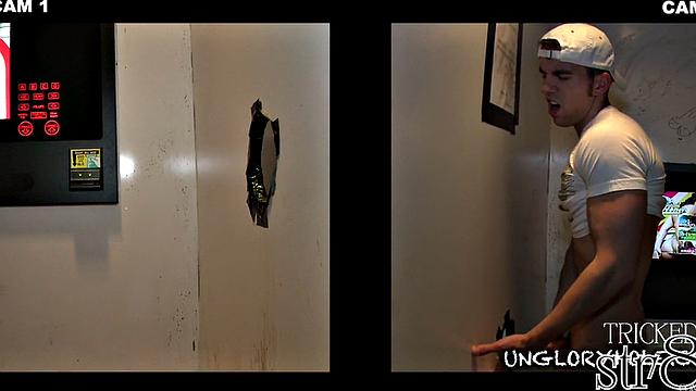 Real straight dude gloryhole sucked by gay until cumshot