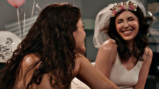 LEZ BE BAD - PAWG Brides Casey Calvert & Victoria Voxxx Have ANAL Fun With Double-Ended Dildo