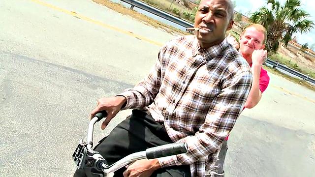 Pulled Nubian thug fucked outdoors in public place