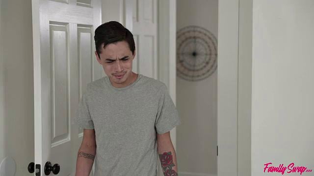 Swap Daughter Gets Stuck - S7:E4