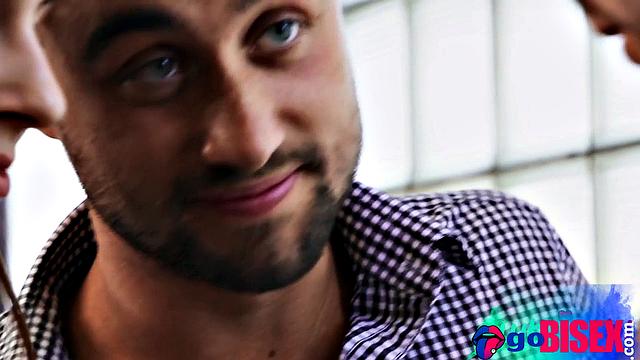 Amateur horny bae doggystyled in 3way