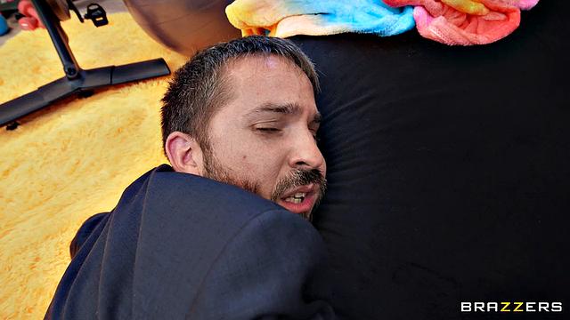 Thick Wife Gets Worked Out