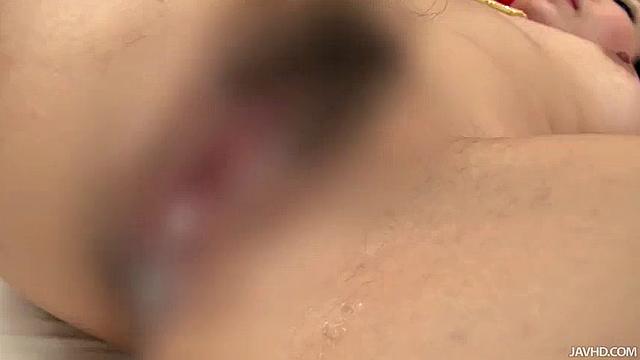 美人バーテンダーあすかりのに中出し