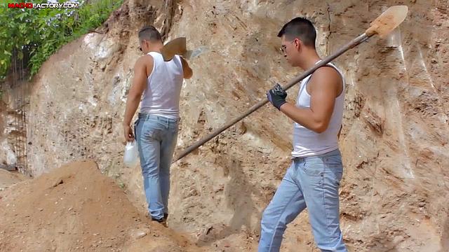 Threesome of workers fucking. - XXX staff