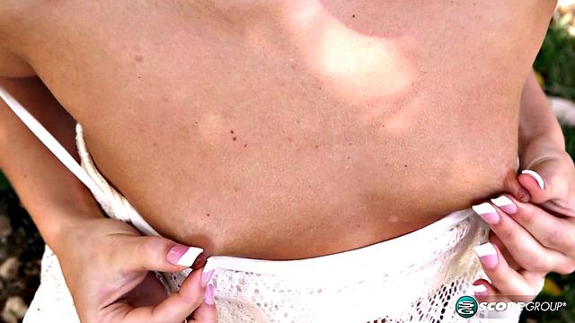 Zoe Bloom Gets Sun on Her Buns and Tits