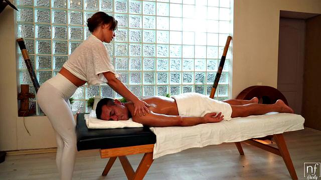 Rub You Right - S10:E4