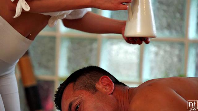 Rub You Right - S10:E4