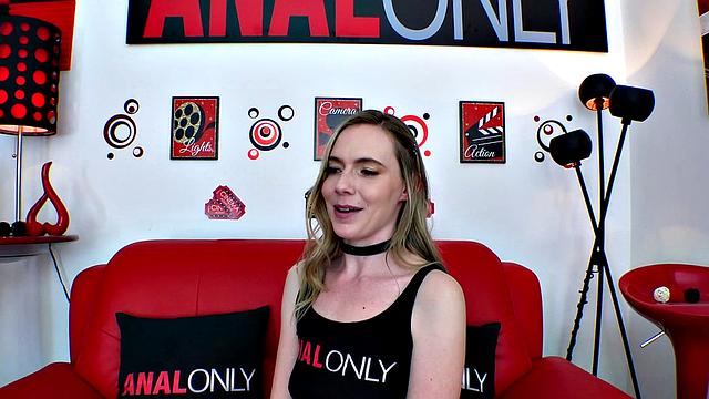 Ребел в деле: анальный юмор на полную катушку