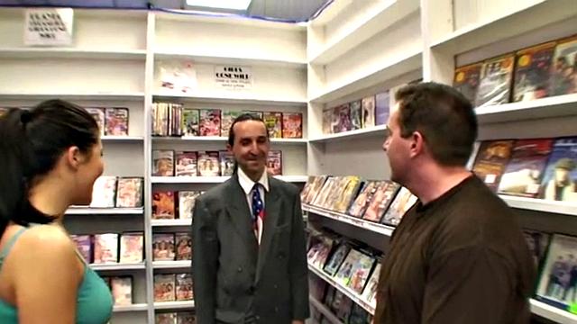 London Keys asian whore jerks and fucks