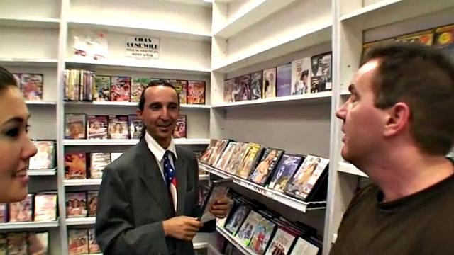 London Keys asian whore jerks and fucks