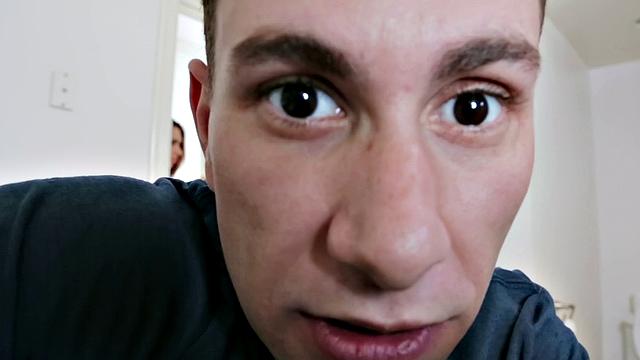 joseline kelly трахается стоя в pov, в шортах и длинных носках