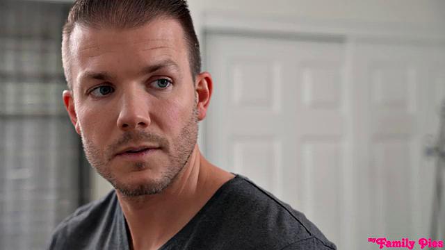 Putting In Work For My Stepsister - S31:E1