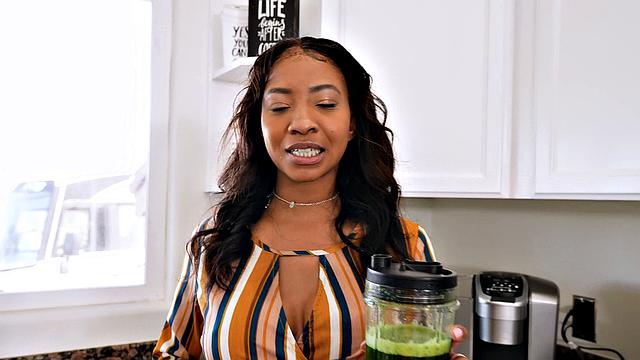 Naughty Stepmom, Happy Habits