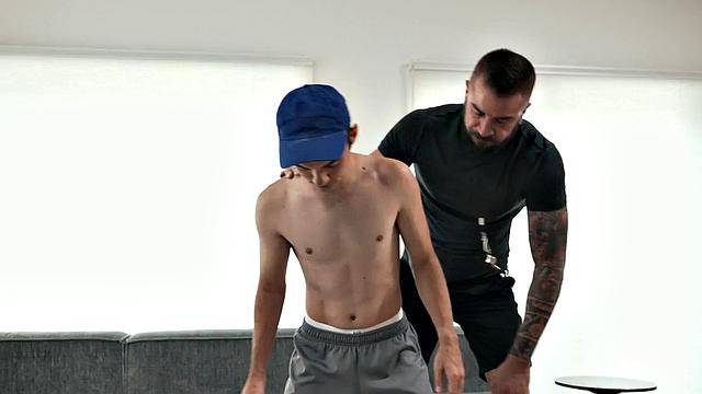 Lean twink drilling hunky PT