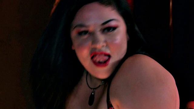 Big Strip Club: Julia Juggs