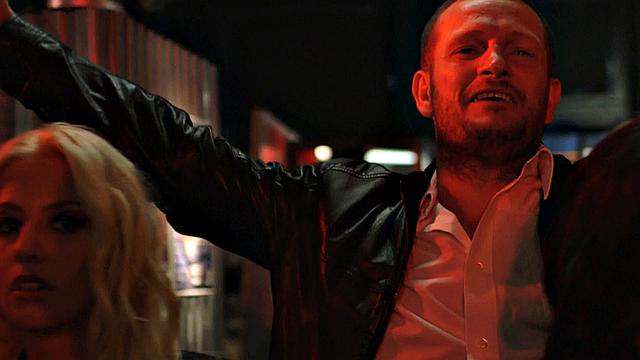 Busty tattooed anal babes fucked in IR MM foursome