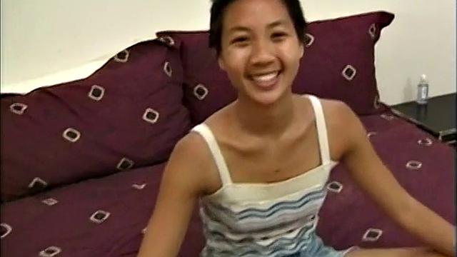 Deep Inside Dirty Debutantes #13 Yumi Lai