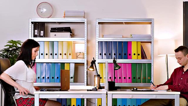 JOYMII - Sexy Nikki Fox Wants To Live An Office Fantasy With Colleague