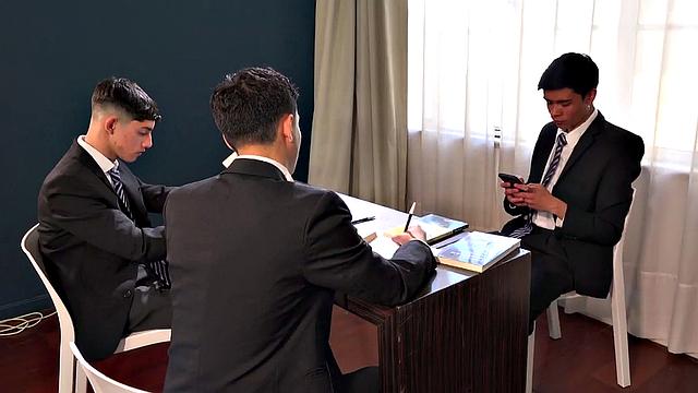 Gabriel, Bruno, Troy