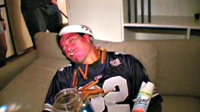 Spex slut preggo sucks on college dick