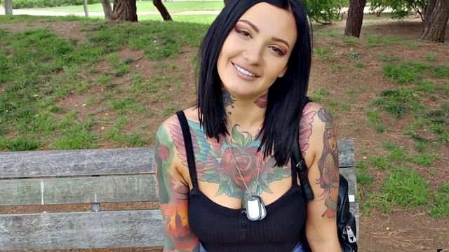 Inked babe picked up outdoors for sex after sucking dick