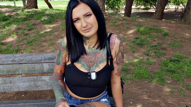 Inked babe picked up outdoors for sex after sucking dick