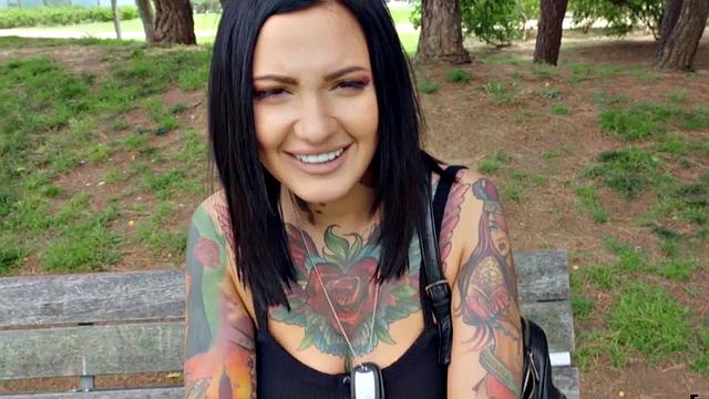 Inked babe picked up outdoors for sex after sucking dick
