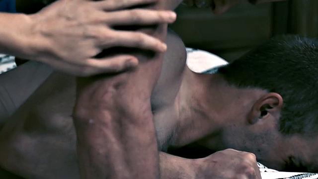 Stepdad barebacks stepson's tattooed BF in taboo 3some