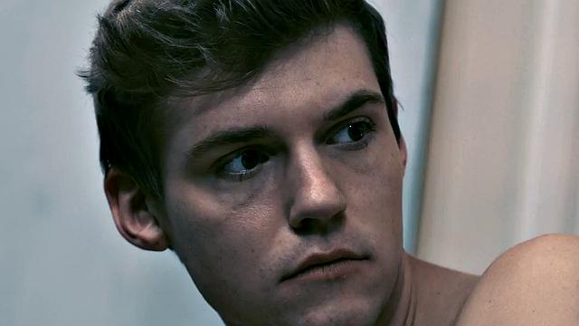 Stepdad barebacks stepson's tattooed BF in taboo 3some