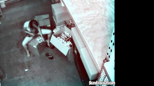 Pretty Babe gets horny.