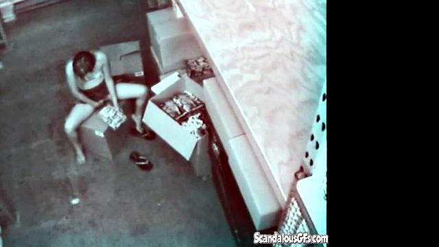 Pretty Babe gets horny.