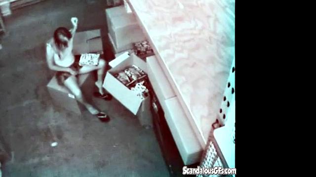 Pretty Babe gets horny.