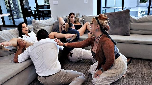 отчимы улетают на терапии: поменялись дочками и не остановились