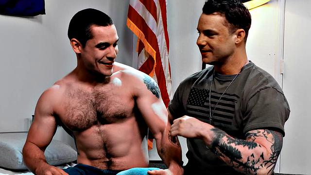 Tatted Hunks eaw Fucks - ActiveDuty
