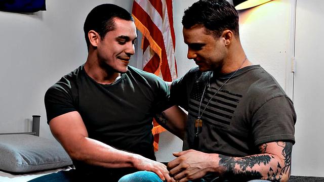 Tatted Hunks eaw Fucks - ActiveDuty