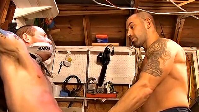 The Mechanic - Part 3 - Derek da Silva Fucks Robert Black