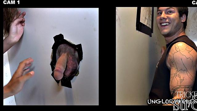 Gullible straight muscular fooled at the gloryhole